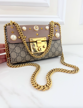 GUCCI SMALL PEARL PADLOCK BAG