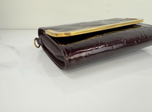 LOUIS VUITTON VERNIS ROSSMORE PM AMARANTE