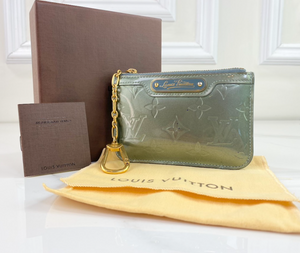 LOUIS VUITTON KEY POUCH LARGE VERNIS BLUE NUIT