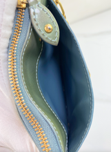 LOUIS VUITTON KEY POUCH LARGE VERNIS BLUE NUIT