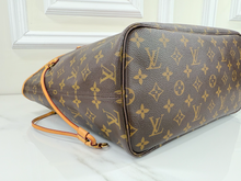 LOUIS VUITTON NEVERFULL MM "MONOGRAM V" FULL SET LIMITED EDITION