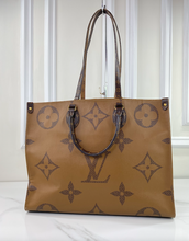 LOUIS VUITTON ON THE GO GM REVERSE