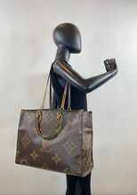 LOUIS VUITTON ON THE GO GM REVERSE