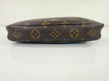 LOUIS VUITTON POCHETTE ACCESSORIES CROSSBODY AR0040