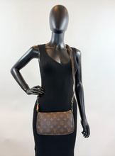 LOUIS VUITTON POCHETTE ACCESSORIES CROSSBODY AR0040
