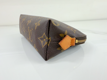 LOUIS VUITTON COSMETIC POUCH MONOGRAM