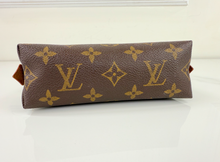 LOUIS VUITTON COSMETIC POUCH MONOGRAM