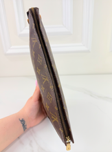LOUIS VUITTON TOILETRY POUCH 26 MONOGRAM TH8905