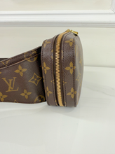 LOUIS VUITTON BUM BAG GERONIMOS MONOGRAM