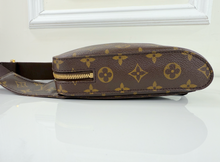 LOUIS VUITTON BUM BAG GERONIMOS MONOGRAM