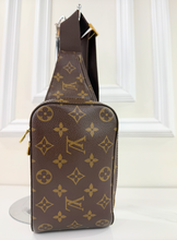 LOUIS VUITTON BUM BAG GERONIMOS MONOGRAM