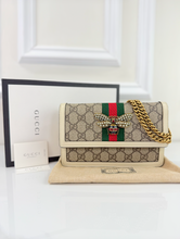 GUCCI GG SUPREME WEB QUEEN MARGARET WOC