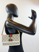 GUCCI GG SUPREME WEB QUEEN MARGARET WOC