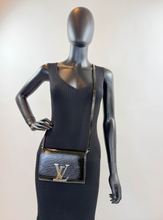 LOUIS VUITTON ELECTRIC EPI LOUISE CROSSBODY