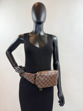 LOUIS VUITTON BUM BAG GERONIMOS DE CA1003