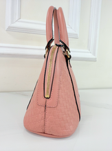 GUCCI MICROGUSSISSIMA MINI DOME BAG IN PINK