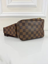 LOUIS VUITTON BUM BAG GERONIMOS DE CA0065