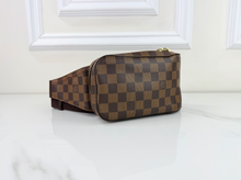LOUIS VUITTON BUM BAG GERONIMOS DE CA0065