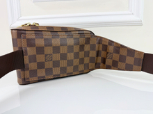 LOUIS VUITTON BUM BAG GERONIMOS DE CA0065