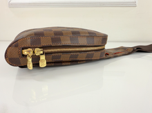 LOUIS VUITTON BUM BAG GERONIMOS DE CA0065