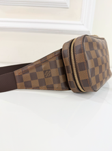 LOUIS VUITTON BUM BAG GERONIMOS DE CA0065