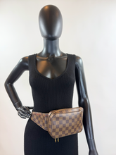 LOUIS VUITTON BUM BAG GERONIMOS DE CA0065