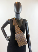 LOUIS VUITTON BUM BAG GERONIMOS DE CA0065