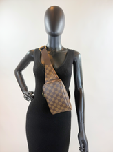 LOUIS VUITTON BUM BAG GERONIMOS DE CA0065