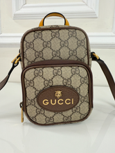 GUCCI NEO VINTAGE DOUBLE ZIP MINI MESSENGER