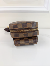 LOUIS VUITTON BUM BAG GERONIMOS DE CA0064