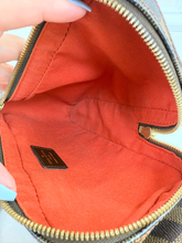 LOUIS VUITTON BUM BAG GERONIMOS DE CA0064