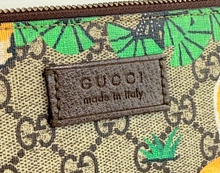 GUCCI BENGAL TIGER CONVERTIBLE CLUTCH / CROSSBODY LIMITED EDITION