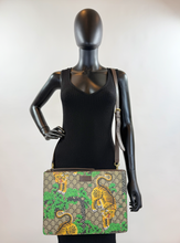 GUCCI BENGAL TIGER CONVERTIBLE CLUTCH / CROSSBODY LIMITED EDITION