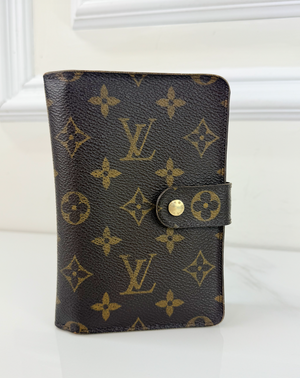 LOUIS VUITTON WALLET / PASSPORT HOLDER PORTE PAPIER