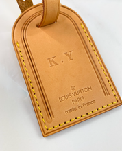 LUGGAGE TAG WITH INITIAL K.Y