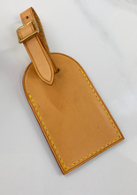 LUGGAGE TAG WITH INITIAL K.Y