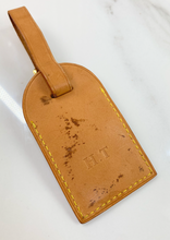 LUGGAGE TAG WITH INITIAL H.T