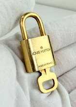 LOCK & KEY #301
