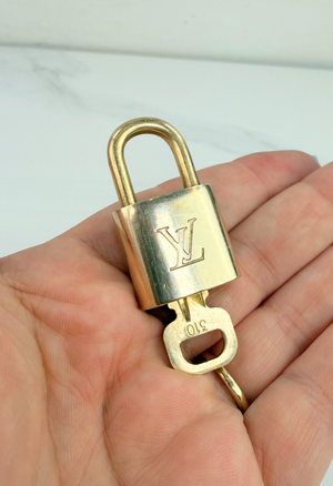 LOCK & KEY #310