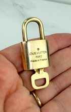 LOCK & KEY #310