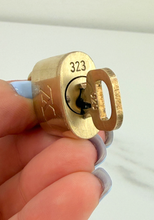 LOCK & KEY #323