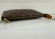 LOUIS VUITTON POCHETTE ACCESSORIES CROSSBODY AR0030
