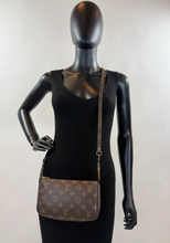 LOUIS VUITTON POCHETTE ACCESSORIES CROSSBODY AR0030