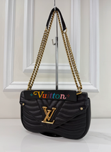 LOUIS VUITTON NEW WAVE MM