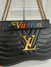 LOUIS VUITTON NEW WAVE MM