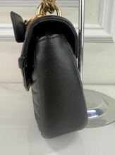 LOUIS VUITTON NEW WAVE MM