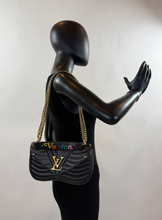 LOUIS VUITTON NEW WAVE MM