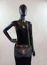 LOUIS VUITTON NEW WAVE MM