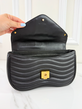 LOUIS VUITTON NEW WAVE MM