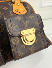 *DEAL OF THE DAY* LOUIS VUITTON MANHATTAN PM